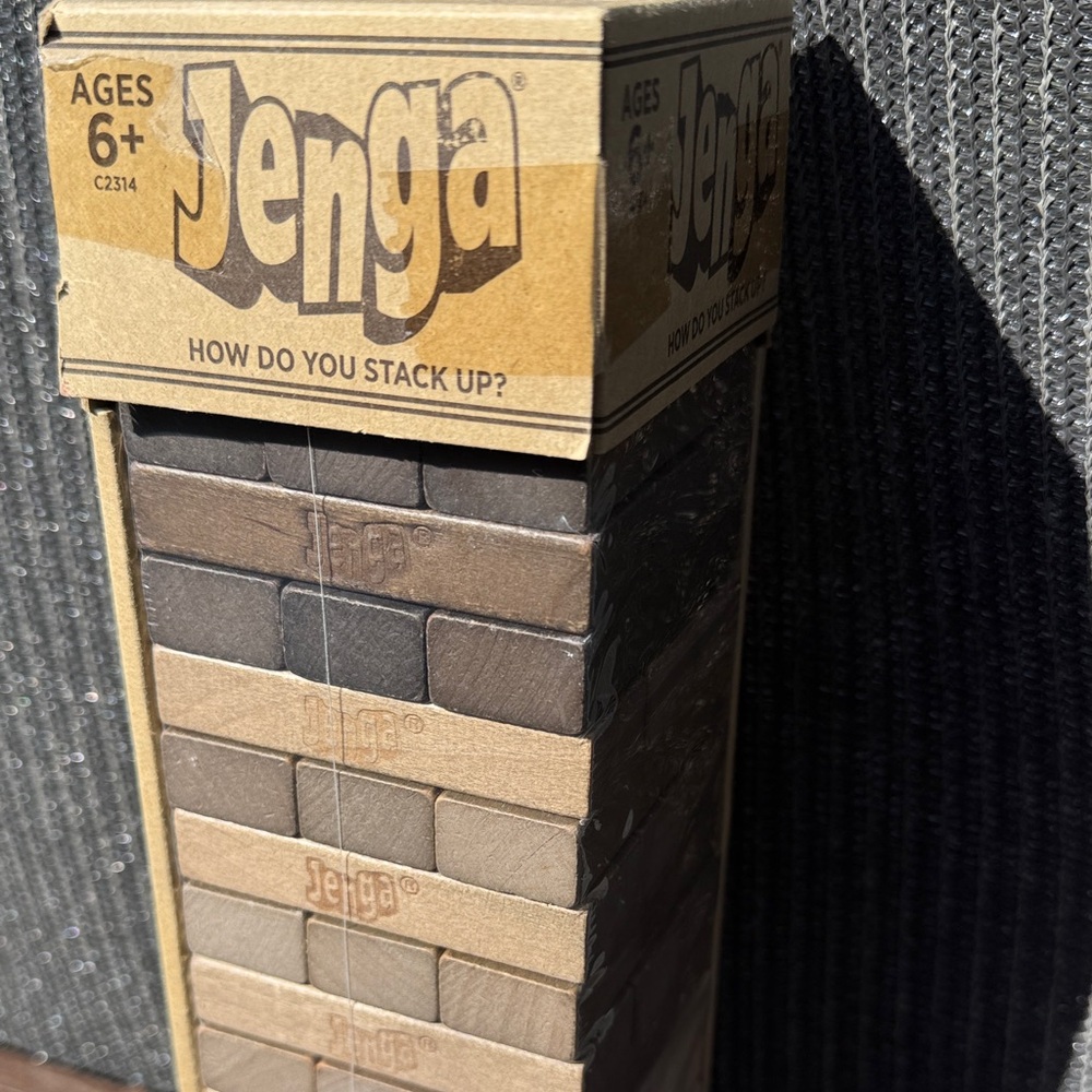 🧩MINI Hasbro Jenga Block Game - Natural Beige - Picture 3 of 5